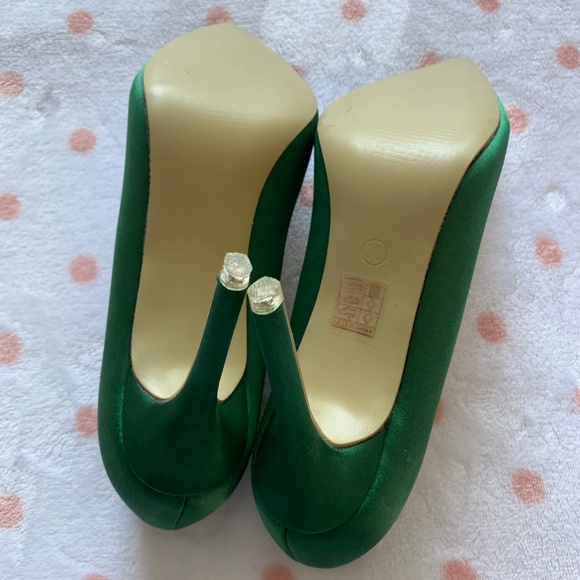 BIGTREE Green Satin Jeweled Heels – Size 38 - Picture 7 of 8